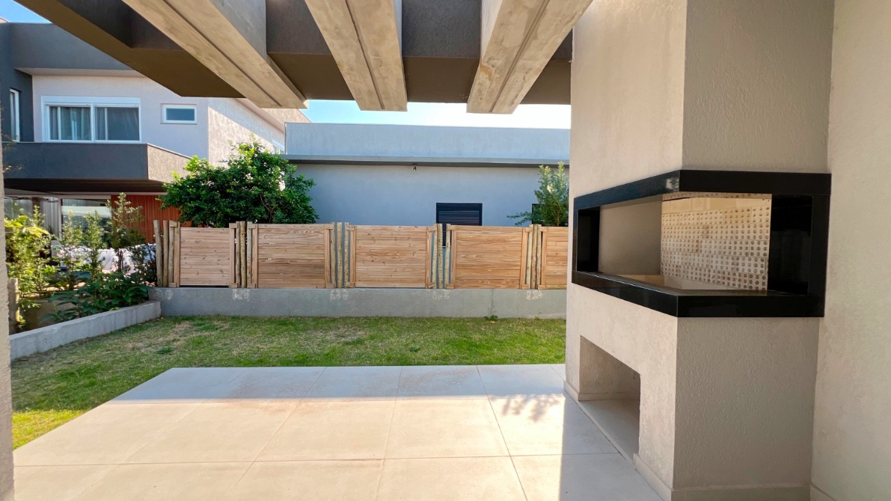 Casa em Condomínio 4 dormitórios para venda, Zona Nova em Capão da Canoa | Ref.: 599